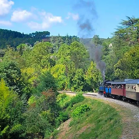 Les Bellugues Szálloda 2*